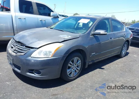 2010 Nissan Altima Hybrid from USA, damaged, VIN 1N4CL2AP8AC157812